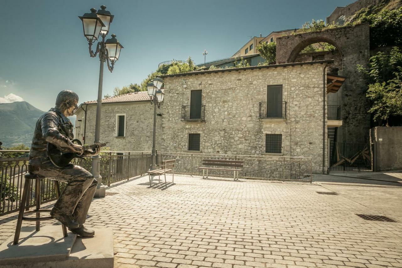 Ostello Della Gioventu Massimo Troisi Oliveto Citra エクステリア 写真